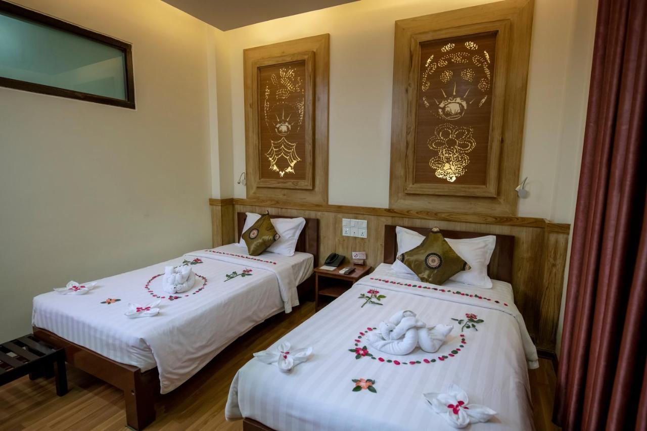 Uct Taunggyi Hotel Exterior photo